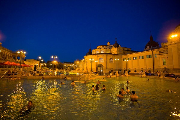 széchenyi-bath-2